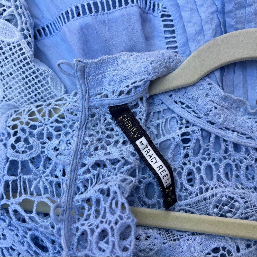 Tracy Reese Blue Lace Tunic With Button Up Back - Picture 7 of 7